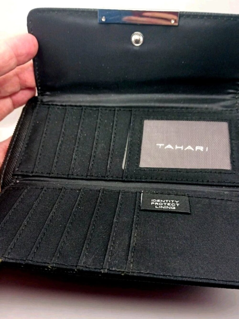 TAHARI Trifold Wristlet Zip Around Wristlet Wallet Black - Picture 5 of 12